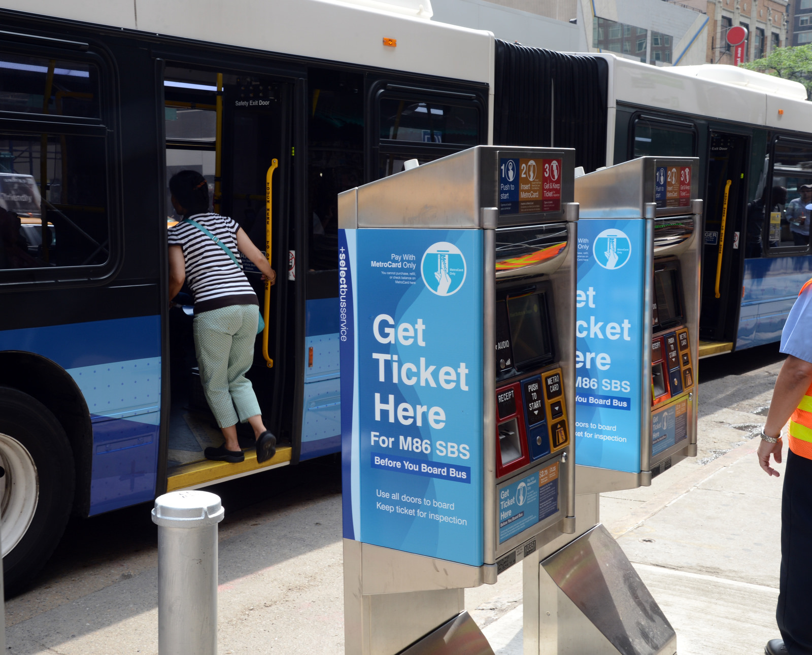 M86 Select Bus Service