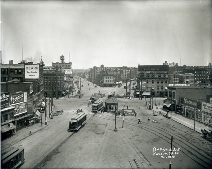 Intersectin of East 138th Street and 3rd Avenue The Bronx 1913