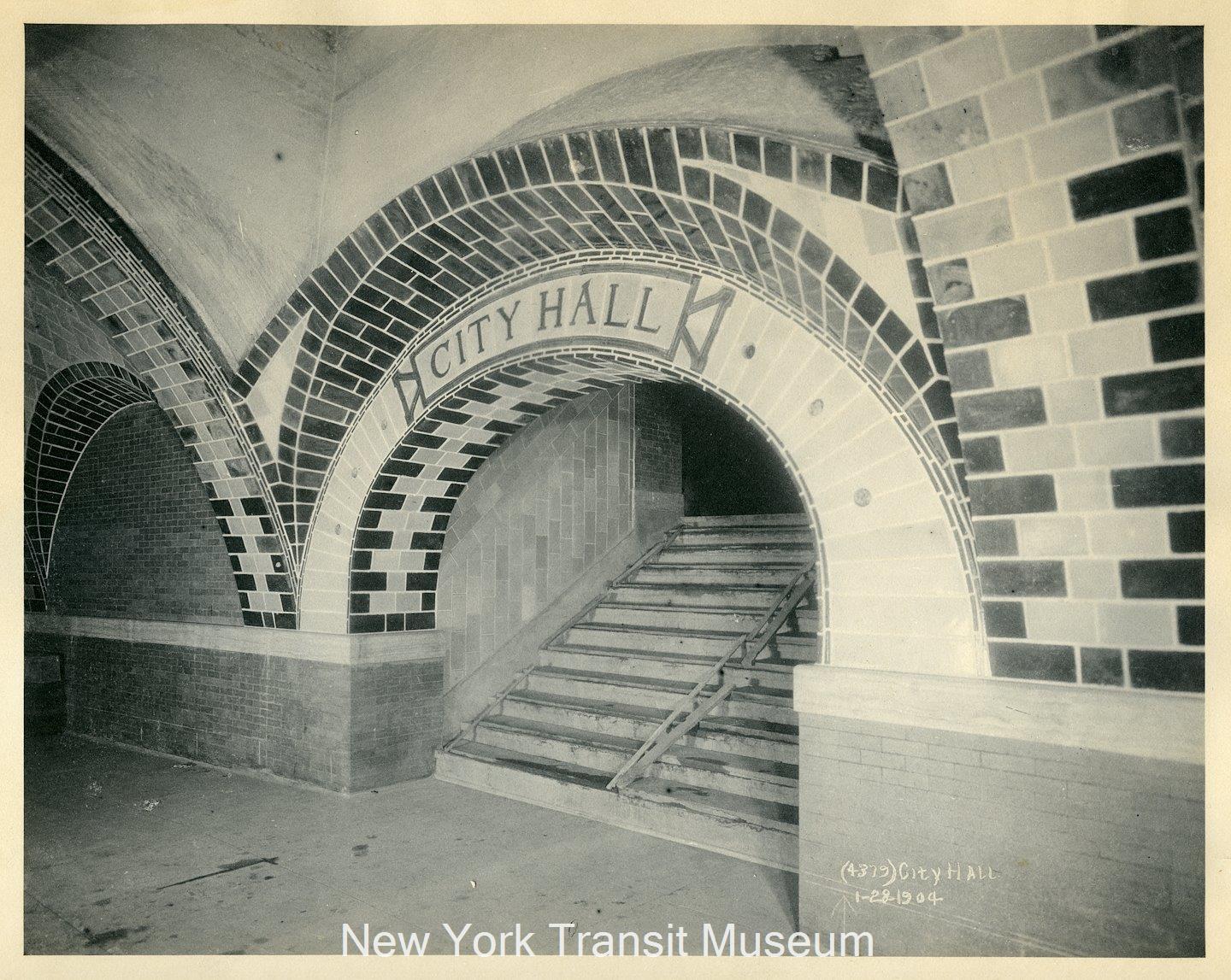 Black and white photograph of Old City Hall Station arch