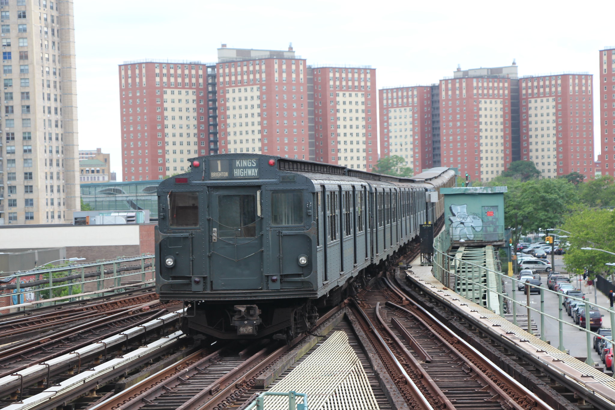 1930s R1/9 cars on a Transit Museum Nostalgia Ride