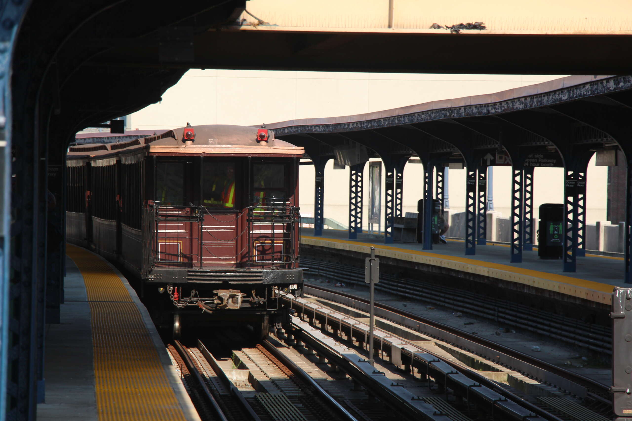 Exterior of wooden 1904 BU train car
