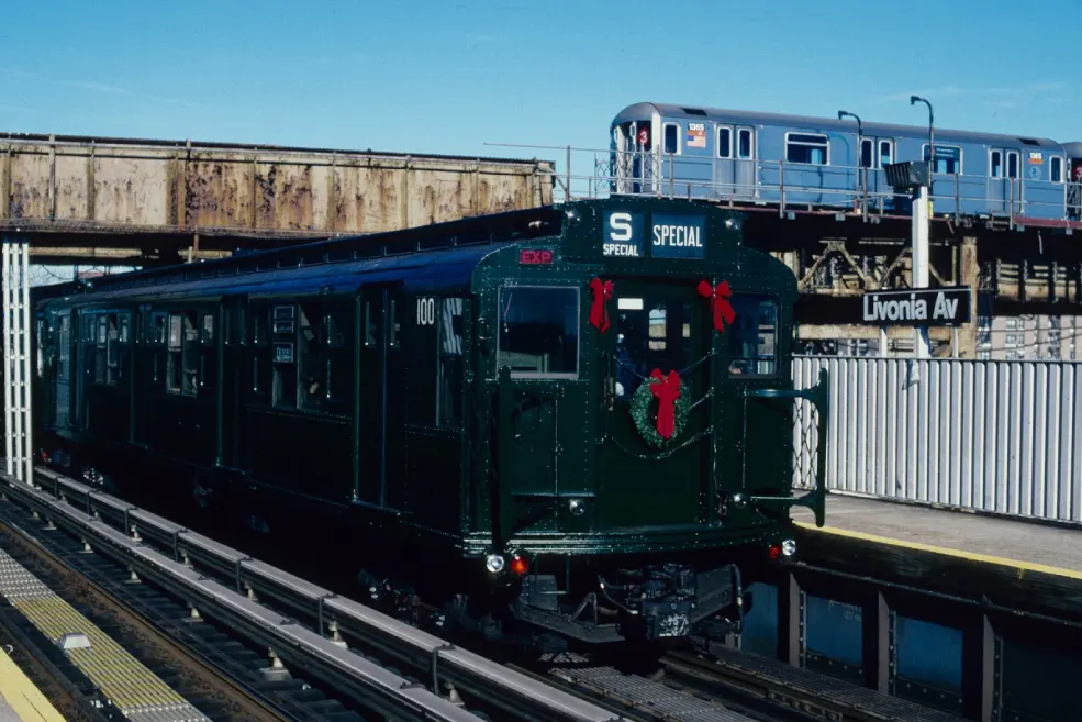 Arnines at Livonia Avenue, Brooklyn, 2003