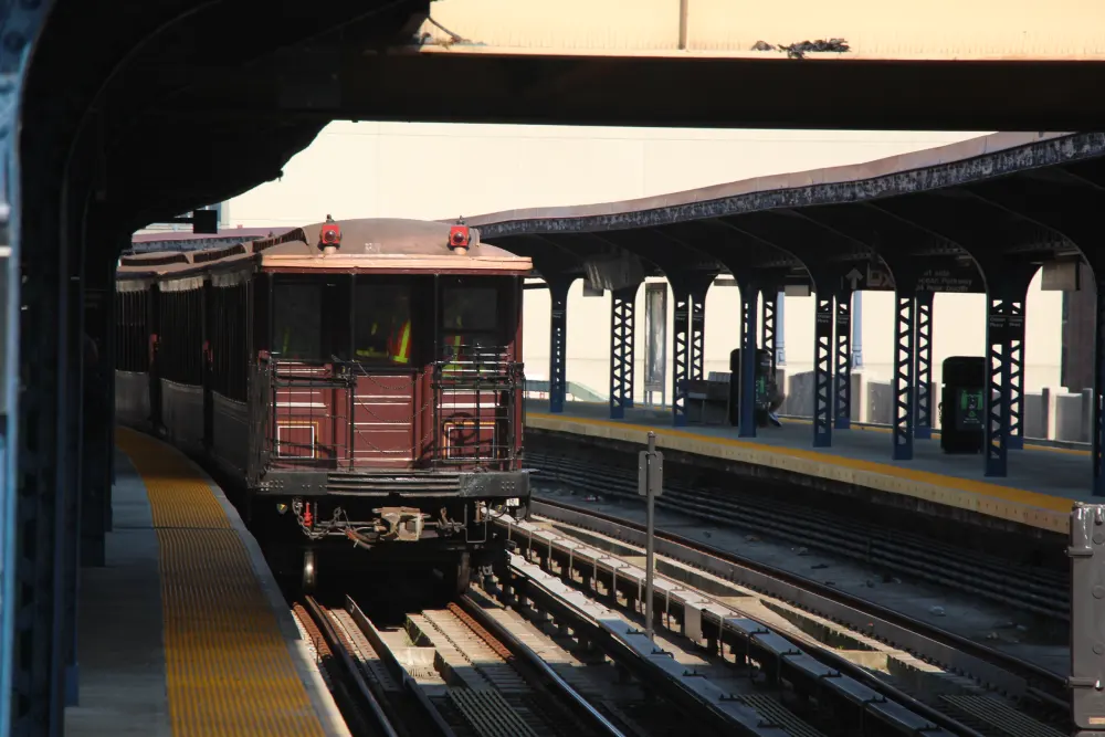 Wooden BU cars running at Parade of Trains