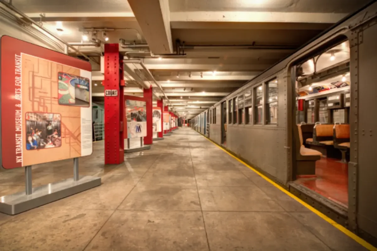 Subway Train Platform exhibit at the New York Transit Museum
