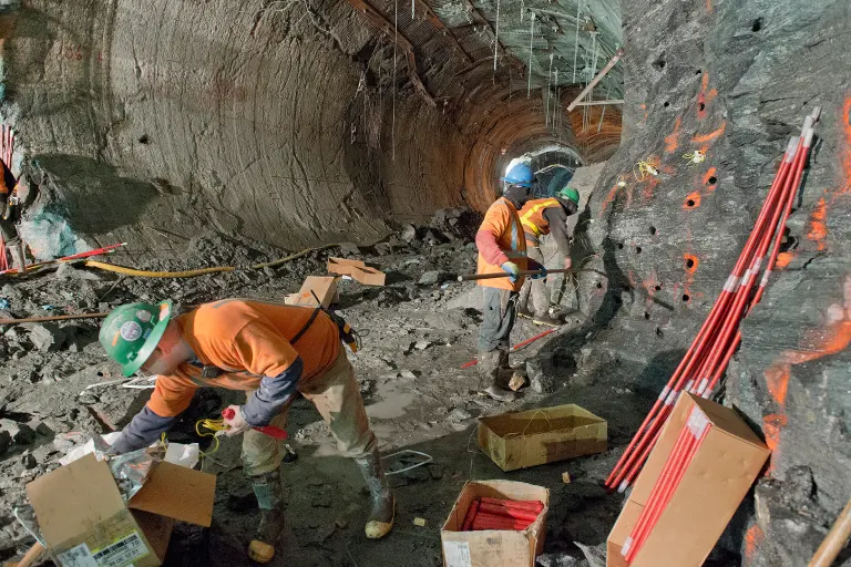 Workers in tunnel for Grand Central Madison