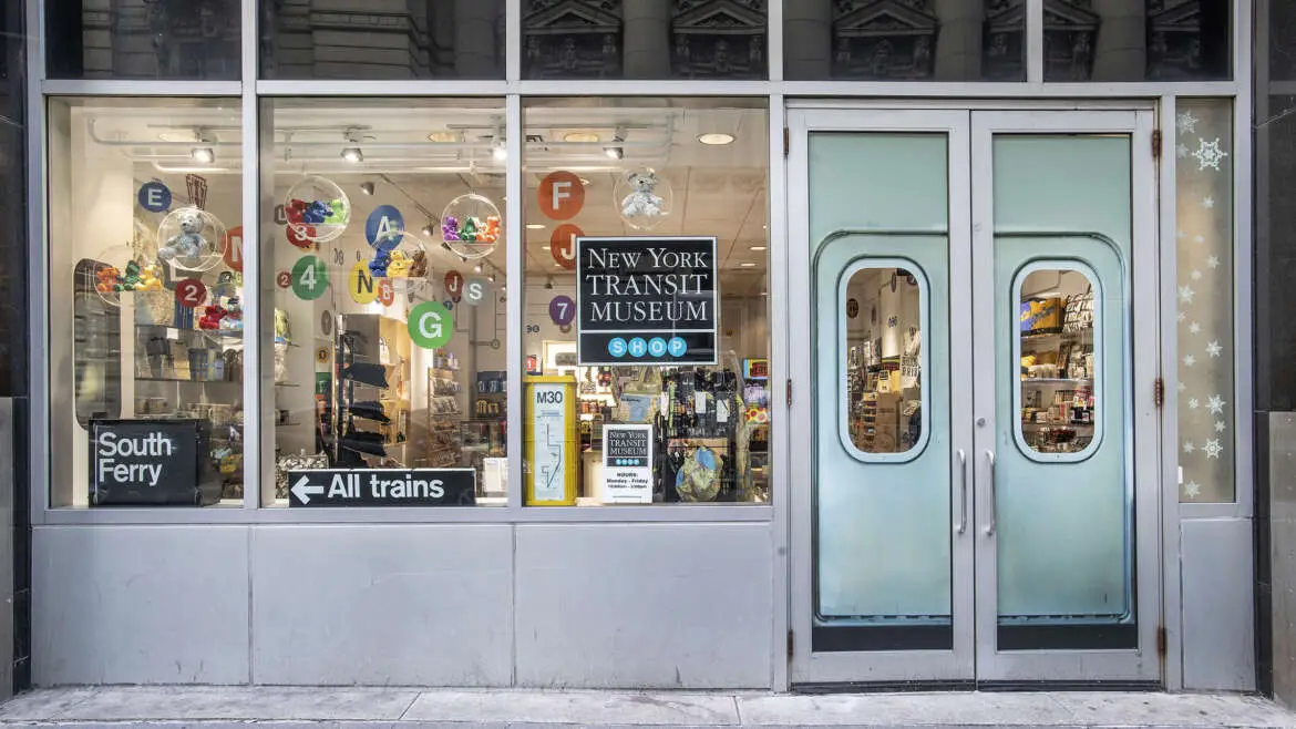 Entrance to the New York Transit Museum Shop at 2 Broadway