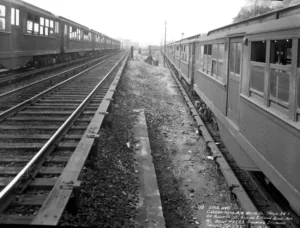 Lo-V on White Plains Rd Storage Tracks, 1949
Subway Construction Photograph Collection
New York Transit Museum
