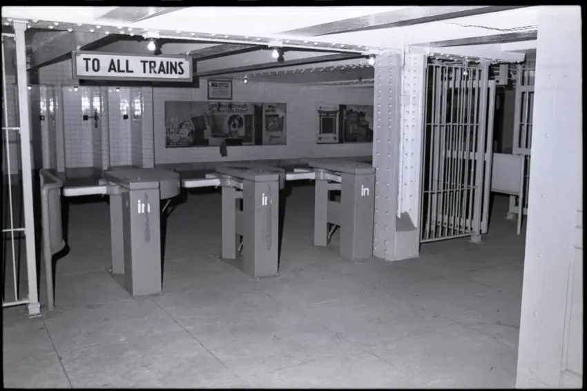Court Street Station Platform and Fare Control Area May 12, 1976 NYCTA Photograph Unit Collection New York Transit Museum 2005.48.899 2005.48.902